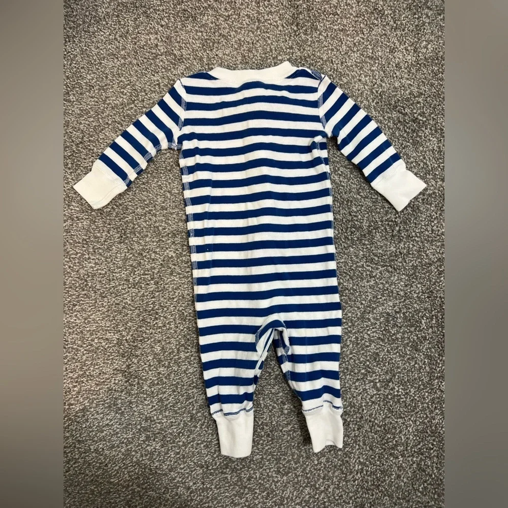 Hanna Andersson Blue and White Striped Kids One Piece pajamas 6-9 months